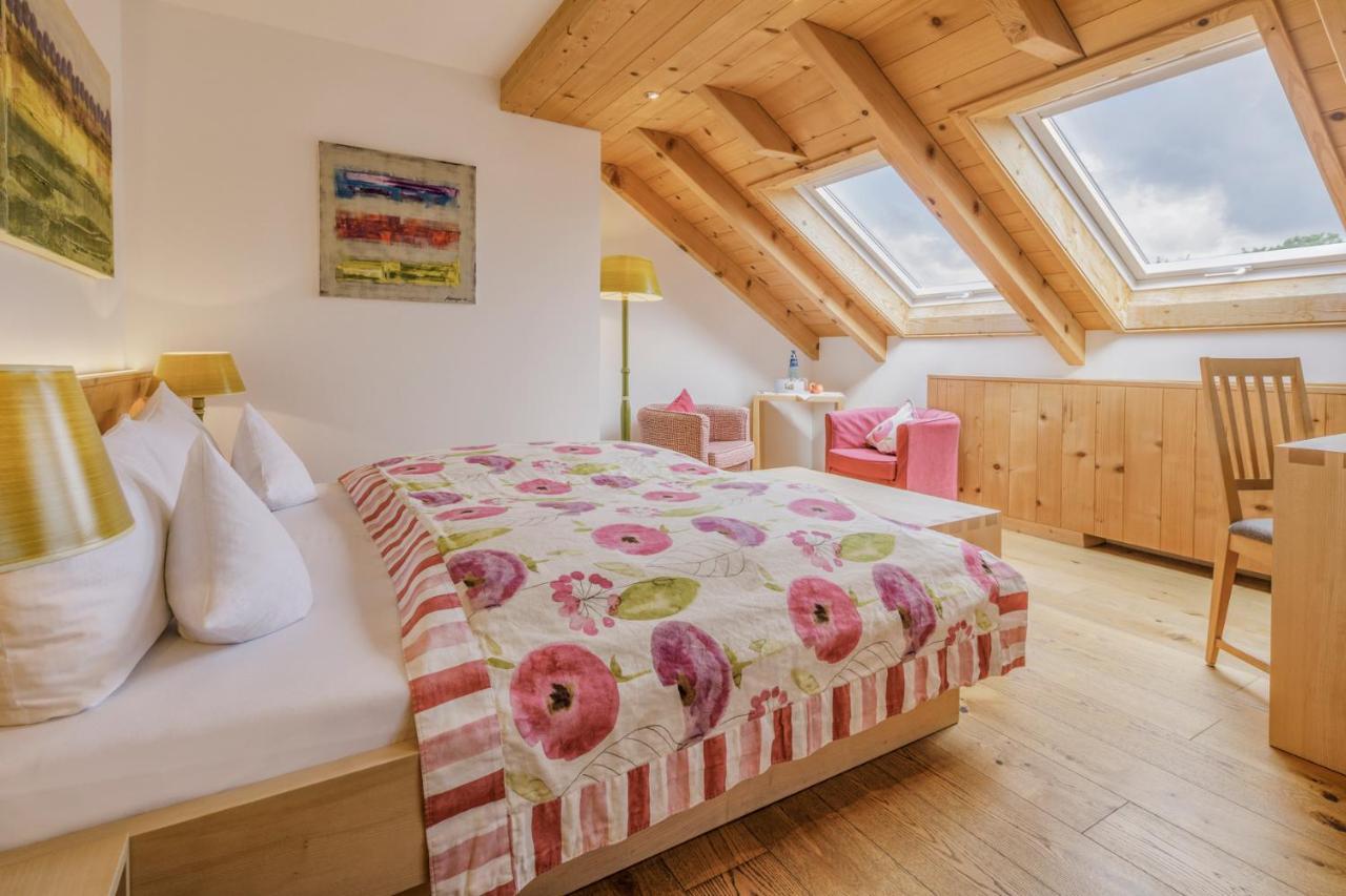 Schlegelhof Hotel Kirchzarten Luaran gambar